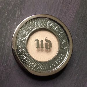 Urban Decay Eyeshadow single- Virgin